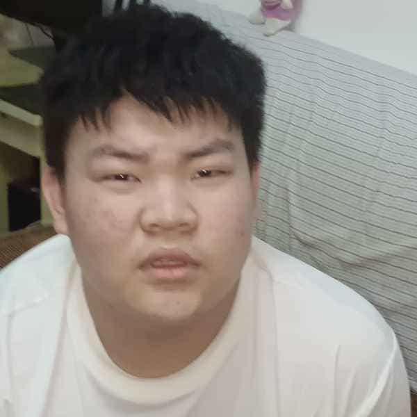 江苏20岁单身帅哥真诚找对象-普洱征婚相亲网