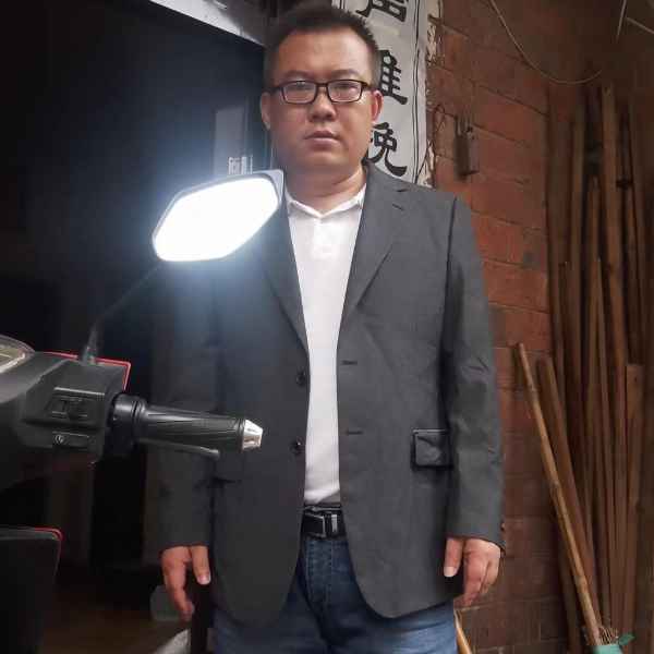 江西39岁单身帅哥真诚找对象-普洱征婚相亲网