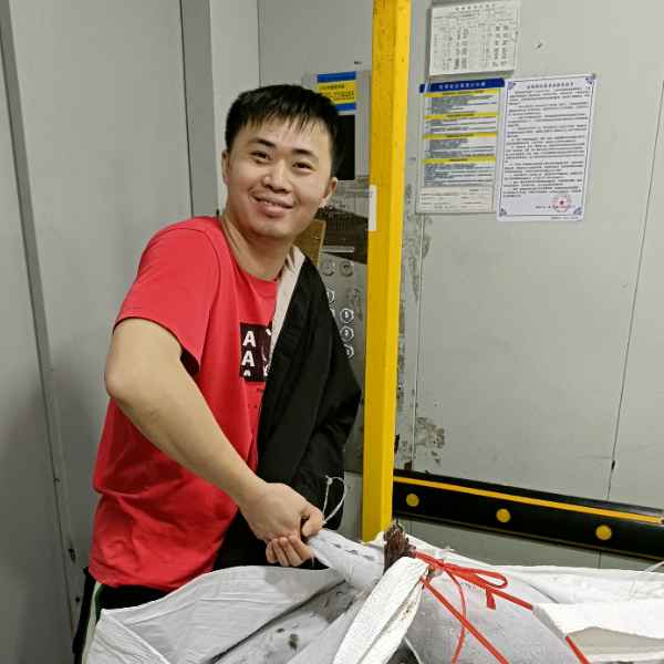 福建30岁单身帅哥真诚找对象-普洱征婚相亲网