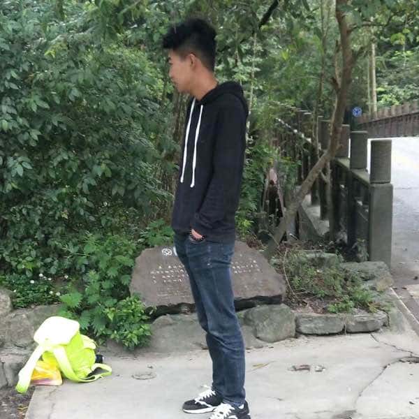 四川26岁单身帅哥真诚找对象-普洱征婚相亲网